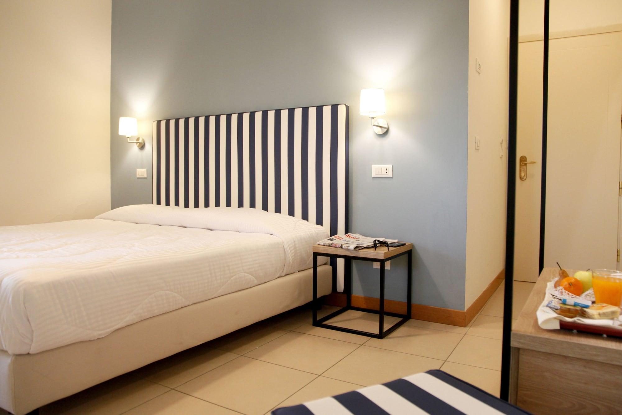 Hotel Majorca Sul Mare In Centro A Riccione Luaran gambar
