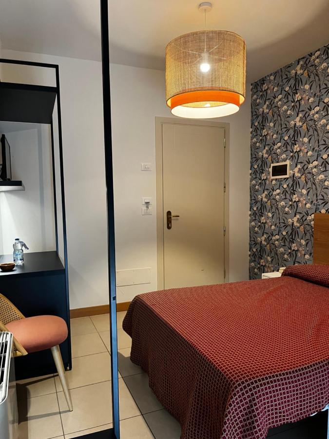 Hotel Majorca Sul Mare In Centro A Riccione Luaran gambar