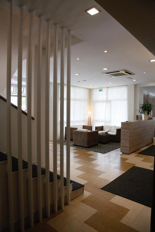 Hotel Majorca Sul Mare In Centro A Riccione Luaran gambar