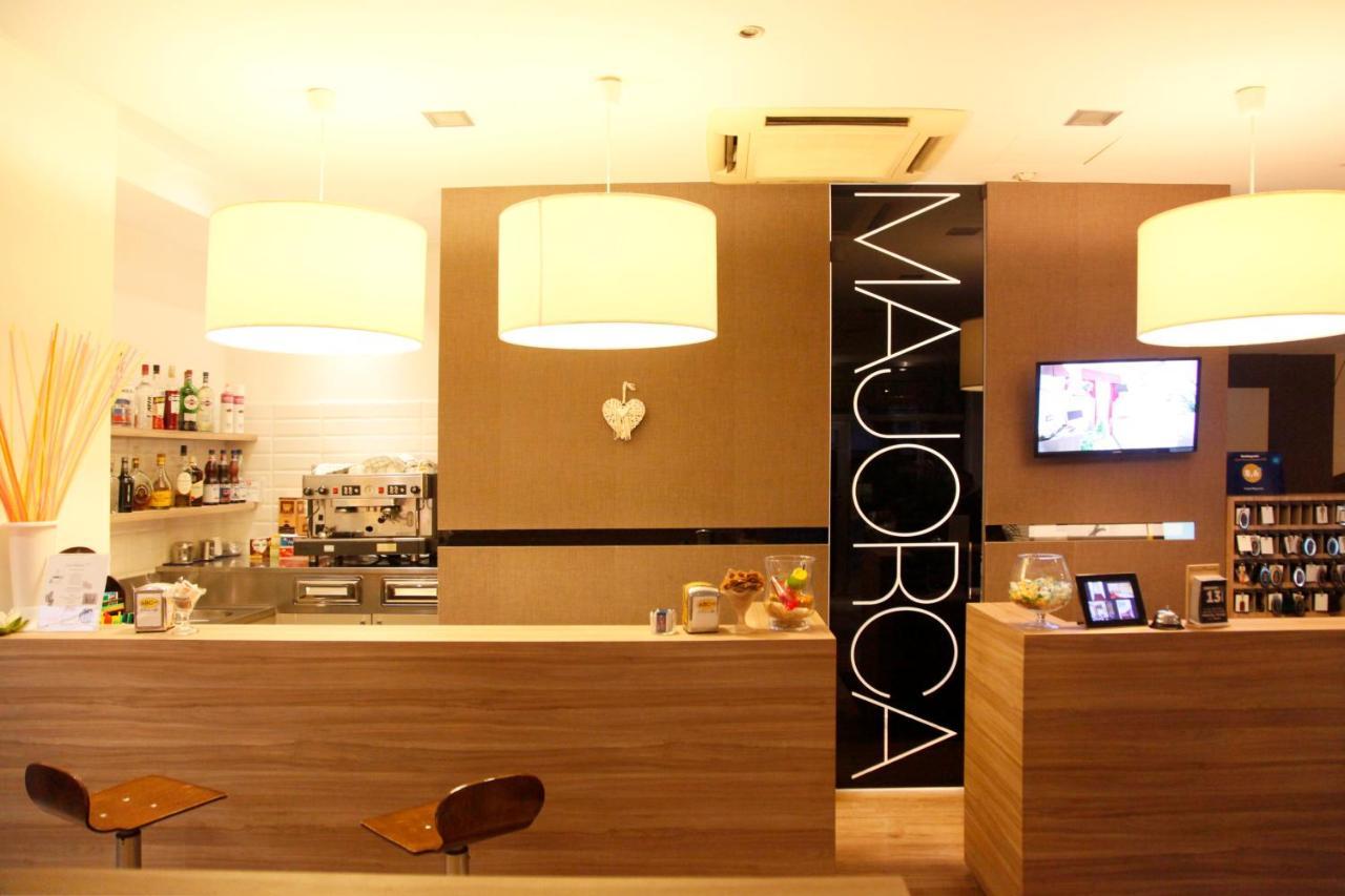 Hotel Majorca Sul Mare In Centro A Riccione Luaran gambar